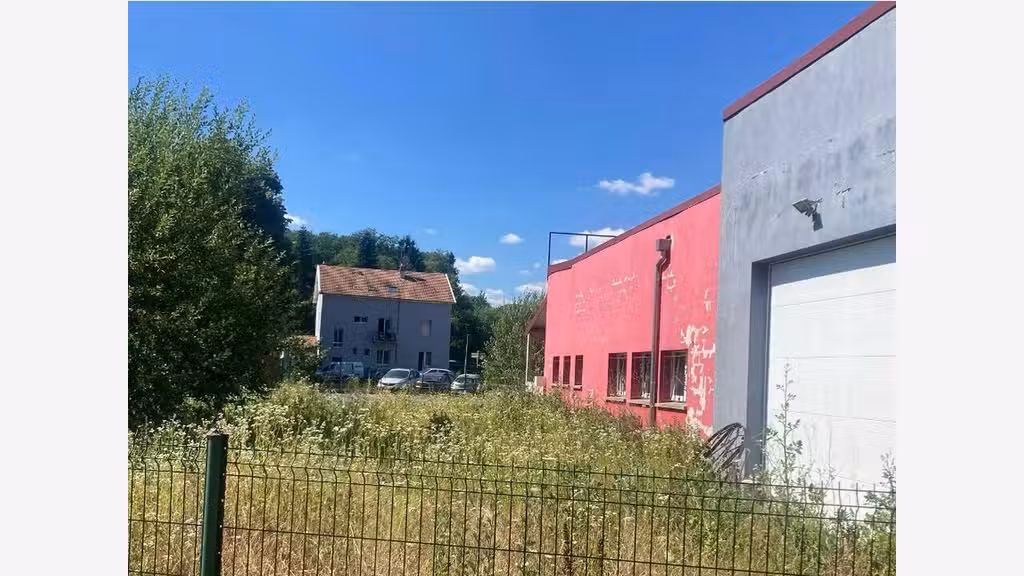 Local d'activité 220m² à vendre à Valdoie