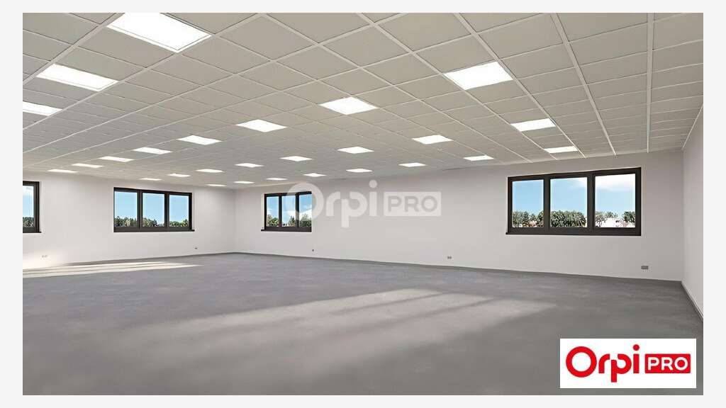 A vendre local neuf 132m² à Valence Sud