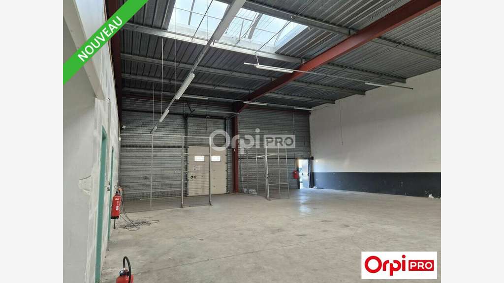 Local d'activité 1265m² à vendre secteur Valence
