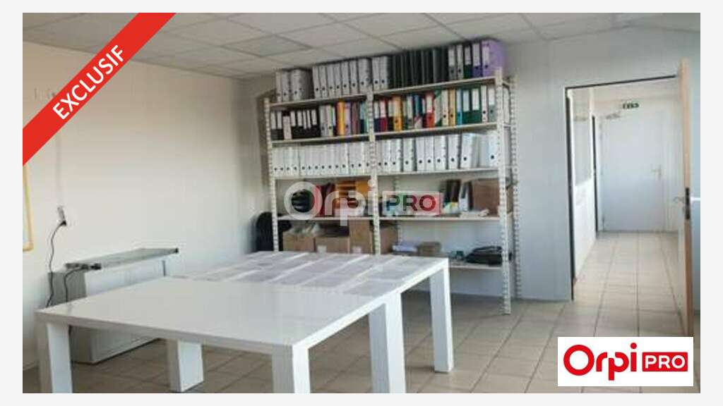 AV bâtiment de 843m² en partie loué à Alixan