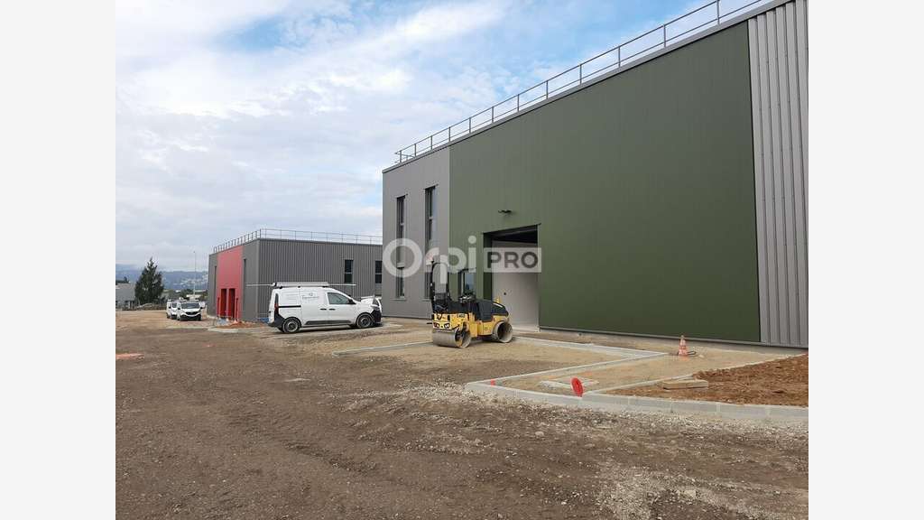 Local d'activité 300m² à vendre à Valence