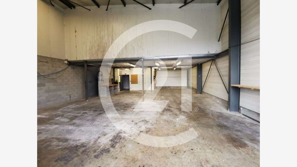 AV bâtiment d'activité 470m² à Portes les Valence