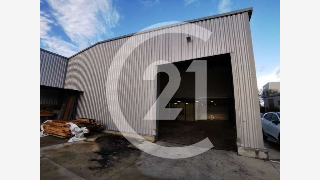 AV bâtiment d'activité 470m² à Portes les Valence