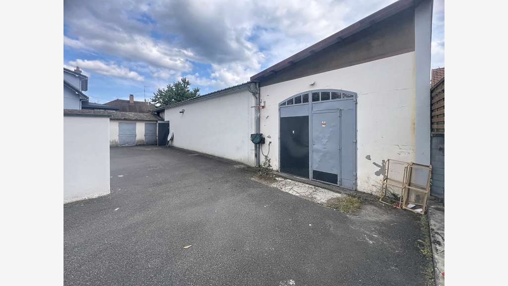 Vente bureaux et hangar bassin de Montbéliard