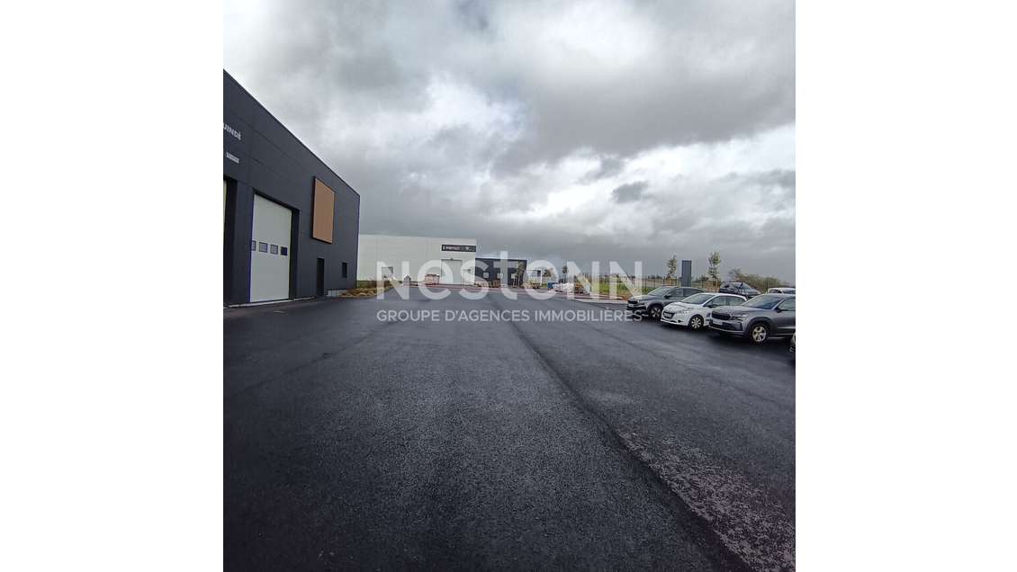 A vendre local d'activité neuf 300m² prox Vannes