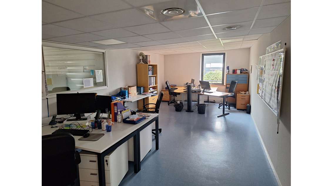 Vente local d'activité 1 050m² en ZA de Saint Avé