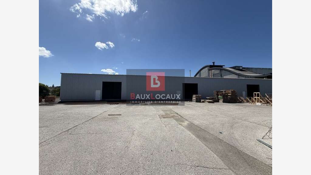 Local d'activité 660m² à vendre à Vedène accès A7