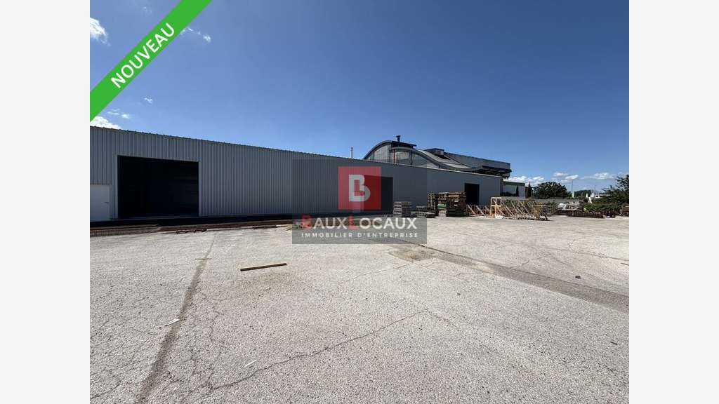 Local d'activité 660m² à vendre à Vedène accès A7