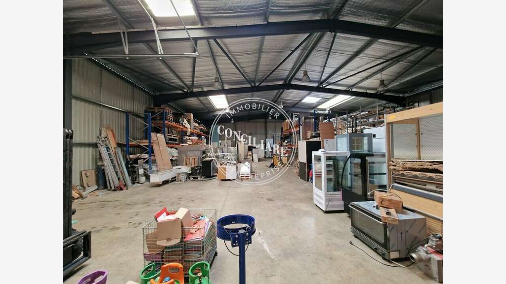 Local d'activité 1200m² à vendre à Verfeil