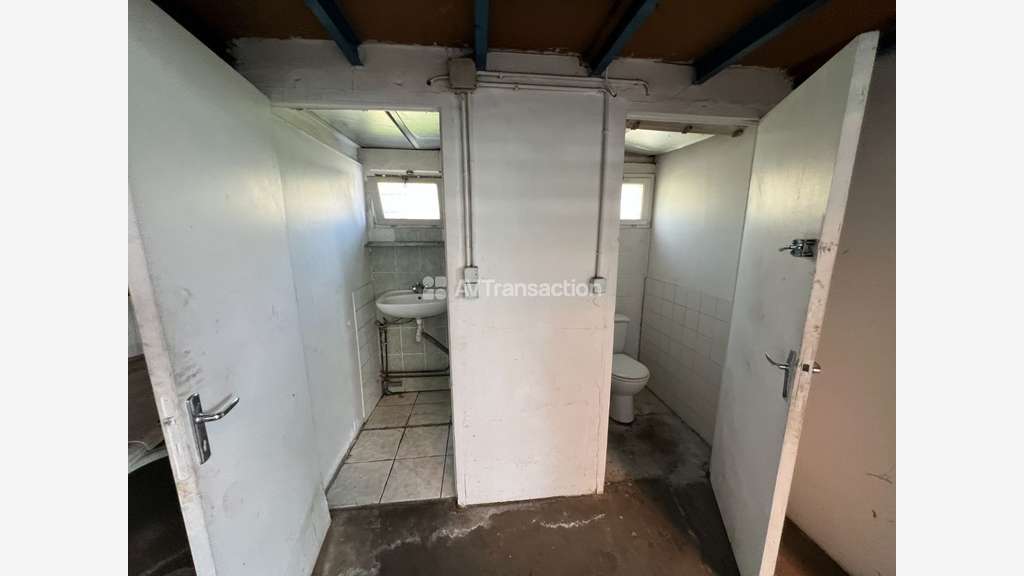 A vendre , Vernon ( 27200 ,) batiment d'activités