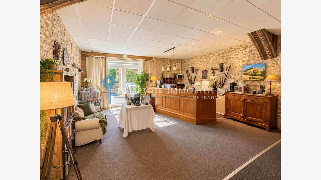 EN EXCLUSIVITÉ HÔTEL-RESTAURANT DE CHARME MURS