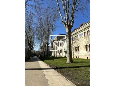 Vente Locaux d'activités - Entrepôts à Vichy