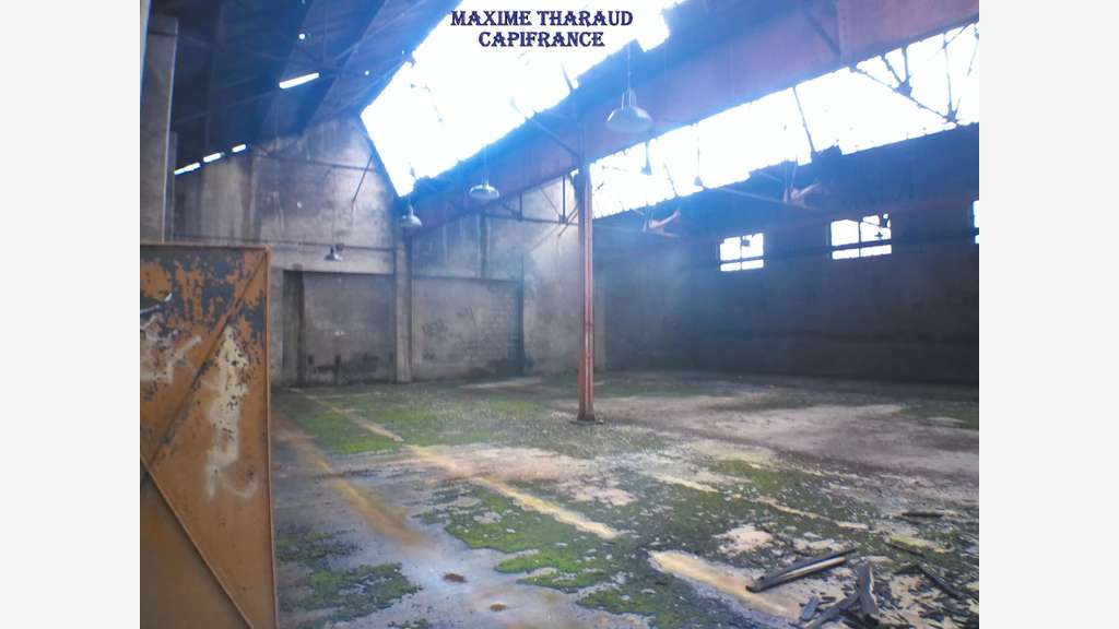 A vendre local industriel de 2231m² à Vierzon (18)
