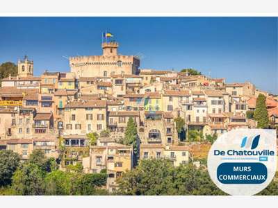 Vente murs commerciaux de 328m² centre Villecroze