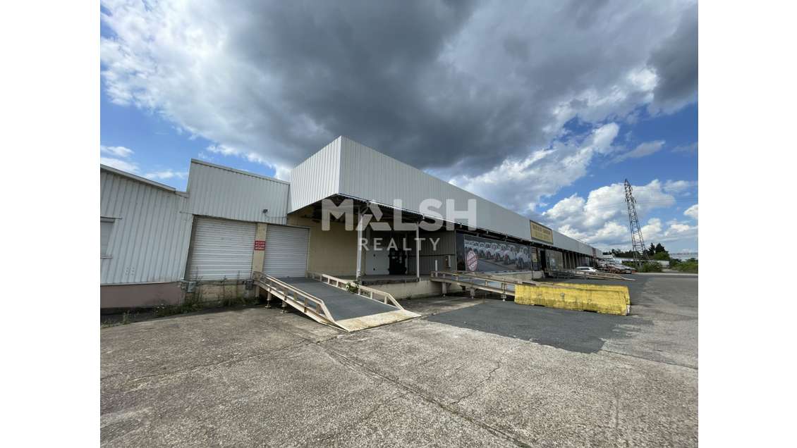 Bâtiment indépendant à Villefranche-sur-Saône ZAE