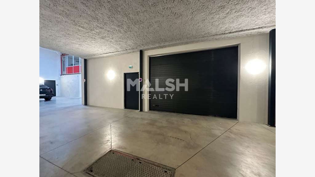AV locaux d'activités 435m² à Villefranche/Saône