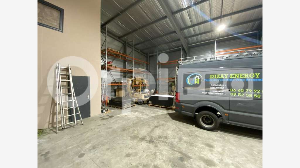 Local d'activité 570m² à Villefranche sur Saône