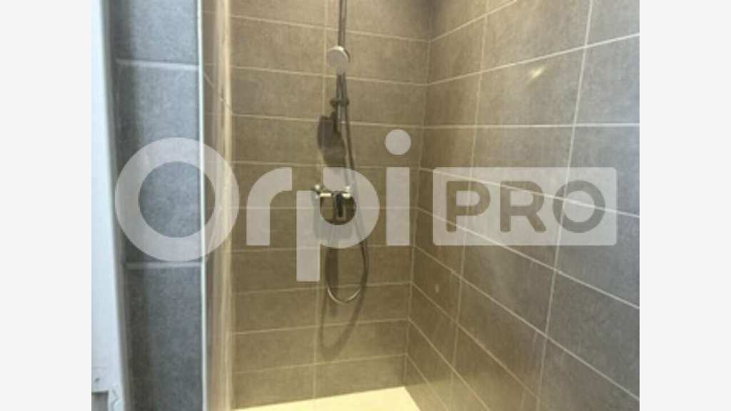 Vente local d'activité 794m² à Villefranche/Saône