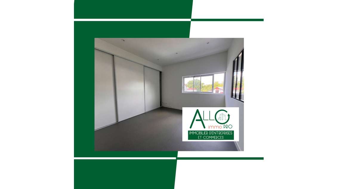 A vendre murs locaux artisans 147m² à Villefranque