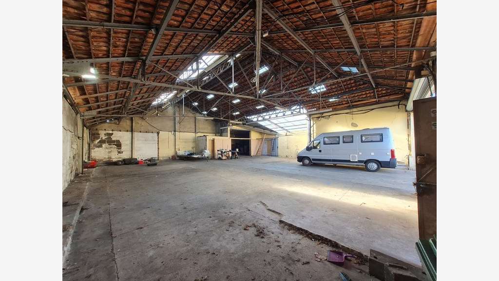 À vendre local industriel 435m² Villenave d'Ornon