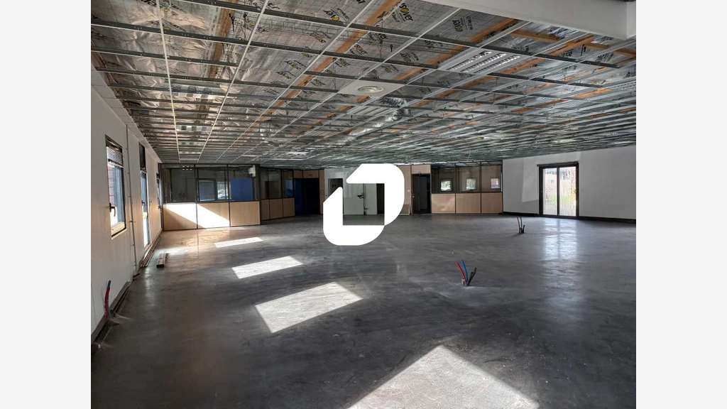 Vente Local d'activité 563m² Villeneuve d'ascq