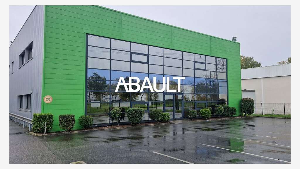 A vendre murs bureaux/entrepôt 960m² Eurocentre