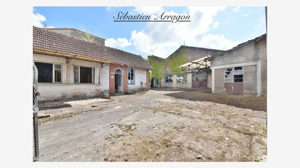 Ancienne usine à vendre à Villeneuve-sur-Lot
