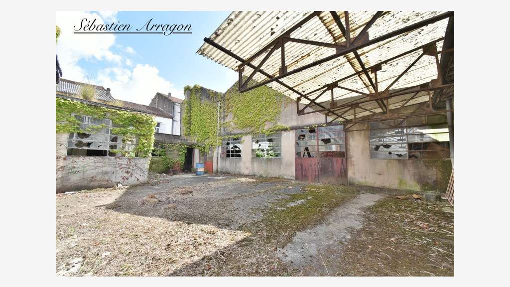 Ancienne usine à vendre à Villeneuve-sur-Lot