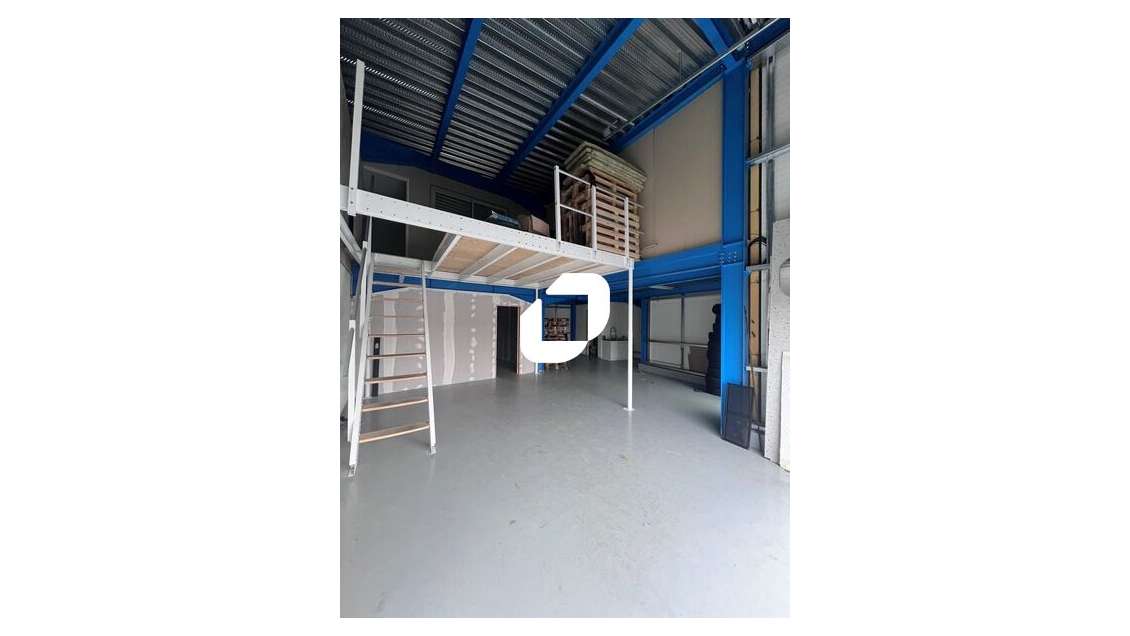 Vente Local d'activité 208m² Villenoy