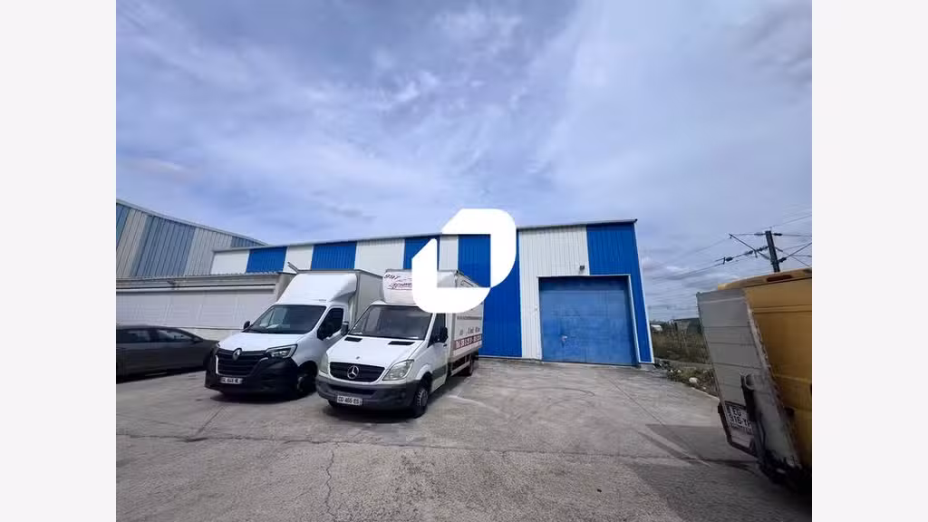 Vente Local d'activité 800m² Villenoy
