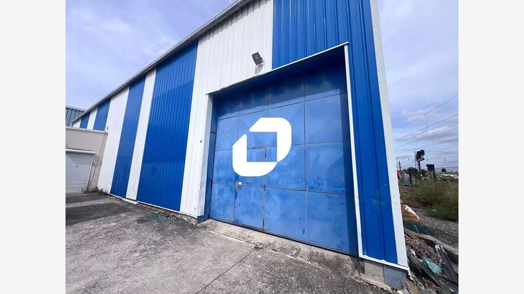 Vente Local d'activité 800m² Villenoy