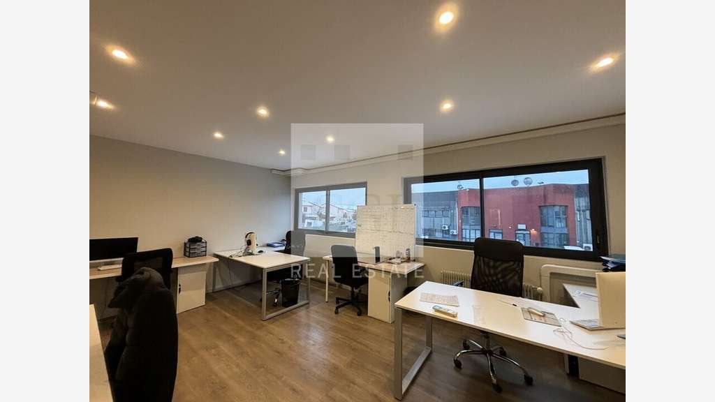 Vente local d'activité de 450m² à Villeurbanne
