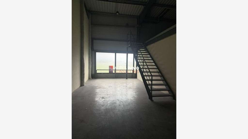 Local d’activités 416m² à vendre à Voreppe