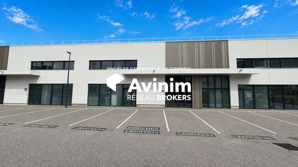 AV local d'activité récent bureaux 1074m² Voreppe