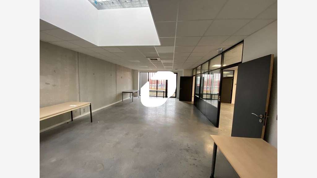 Vente Local d'activité 1735m² Wattrelos