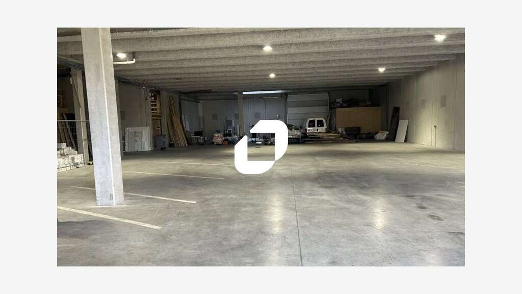 Vente Local d'activité 1735m² Wattrelos