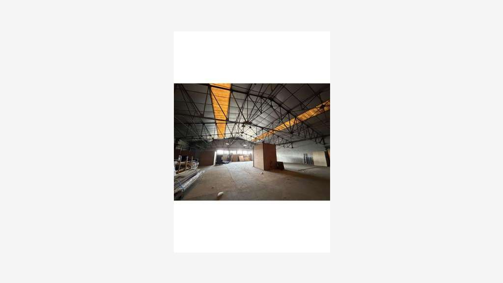 Vente local d'activité 2100m² Avignon Fontcouverte