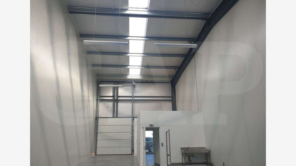 A vendre local d'activité 135m² à Hennebont 
