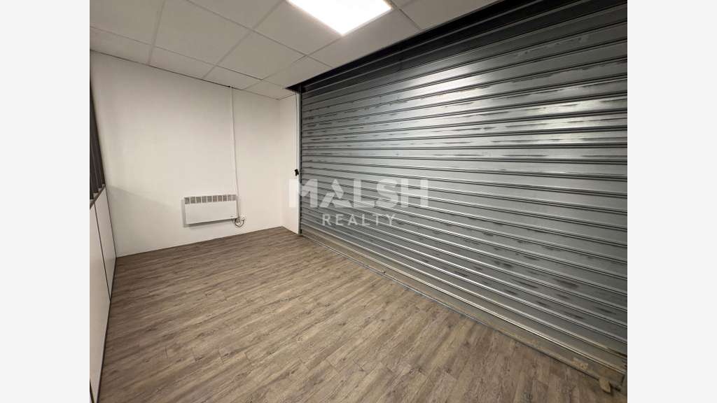 Local mixte activités et bureaux 260m² à Marcilly