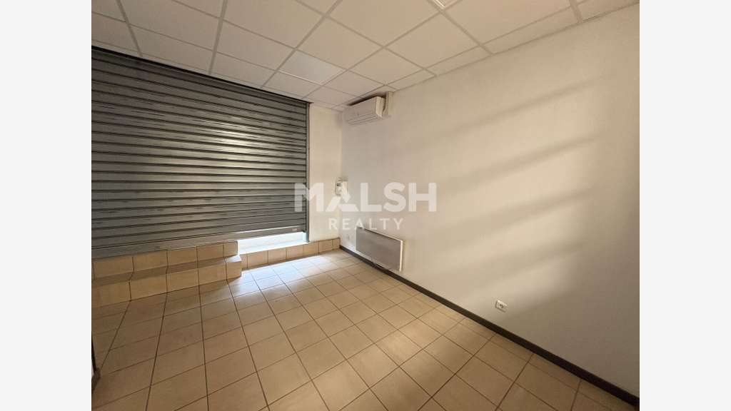 Local mixte activités et bureaux 260m² à Marcilly