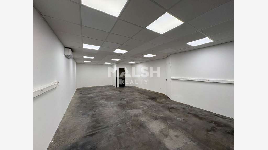 Local mixte activités et bureaux 260m² à Marcilly