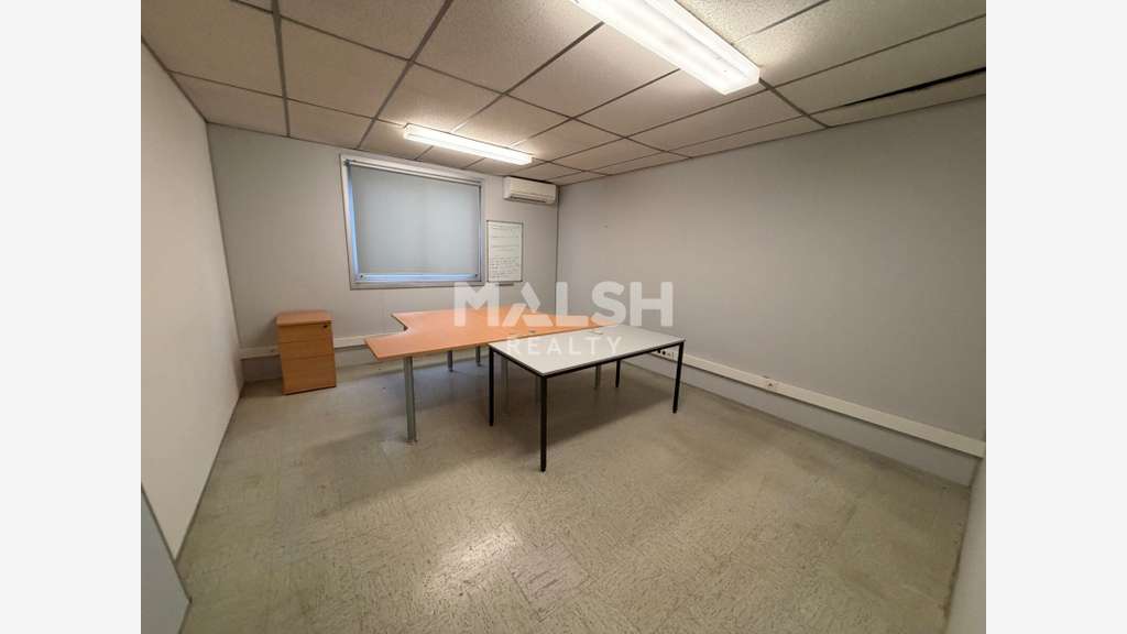 Bâtiment d'activités indépendant 680m² Pont-Evêque