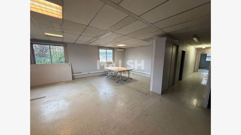 Bâtiment d'activités indépendant 680m² Pont-Evêque
