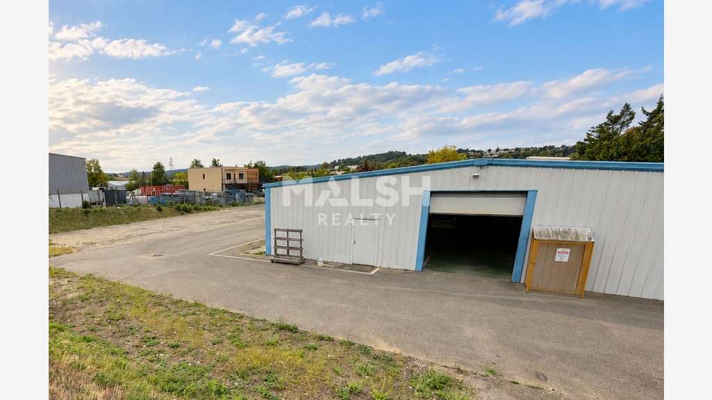 Bâtiment d'activités indépendant 680m² Pont-Evêque