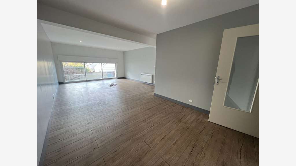 Vente bâtiment d'activité 1600m² sur Angers Est