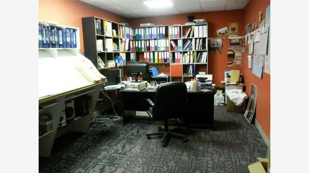 Vente local d'activité 702m² St Sulpice sur Risle
