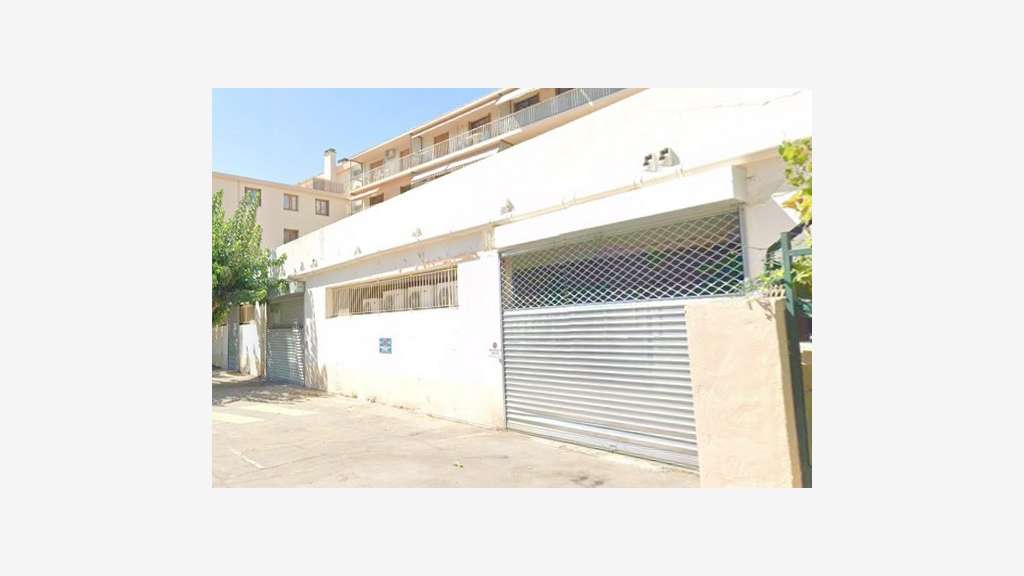 Local d'activité 1100m² de plain-pied à Toulon