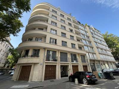 A louer bureaux aménagés de 2282m² à Lyon 69008