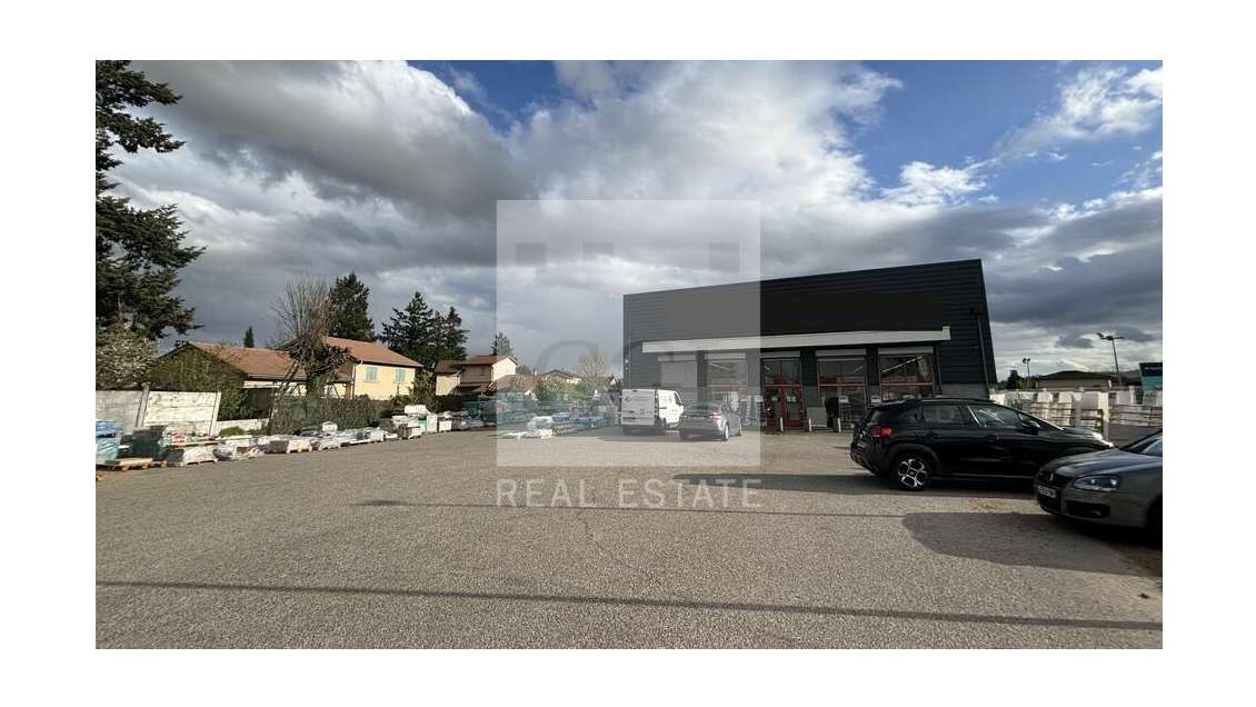 A louer bâtiment logistique 176m² à Limas A43