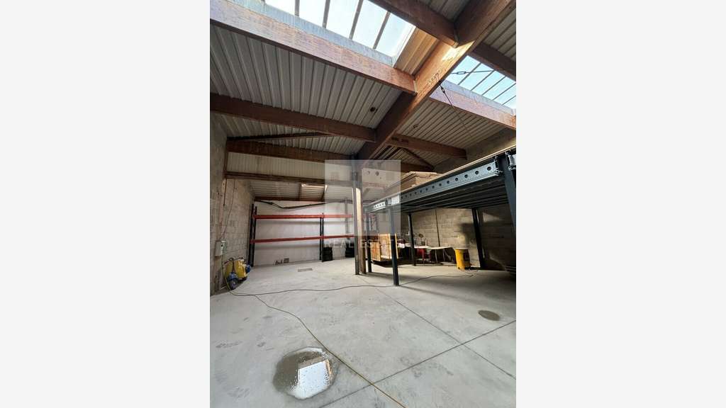 Vente local d'activité 621m² à Villefranche/Saône